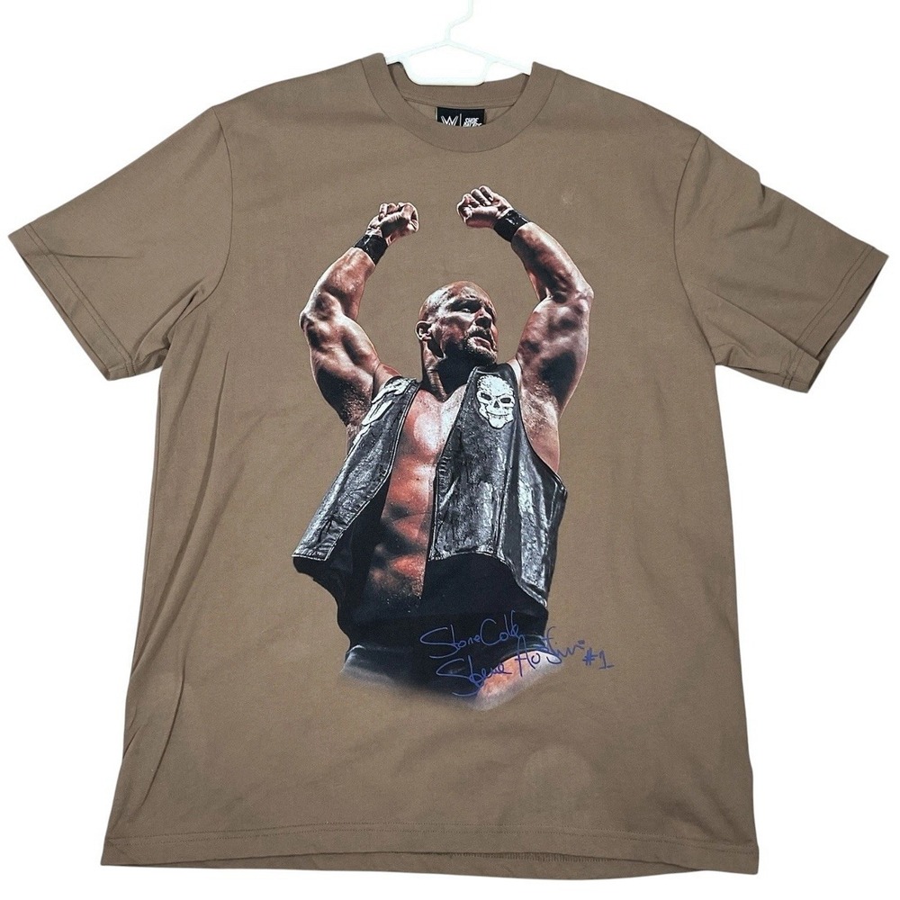 NWT WWE X Shoe Palace Stone Cold Steve Austin Short Sleeve T Shirt BEIGE Large